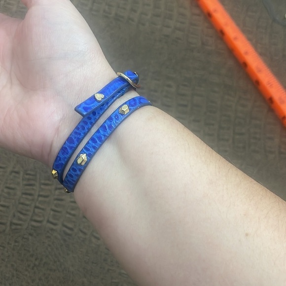 STELLA & DOT blue leather wrap bracelet - Picture 2 of 6